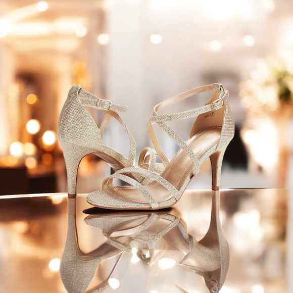 🆕 Glittering Gold Strappy Heels - Picture 1 of 14